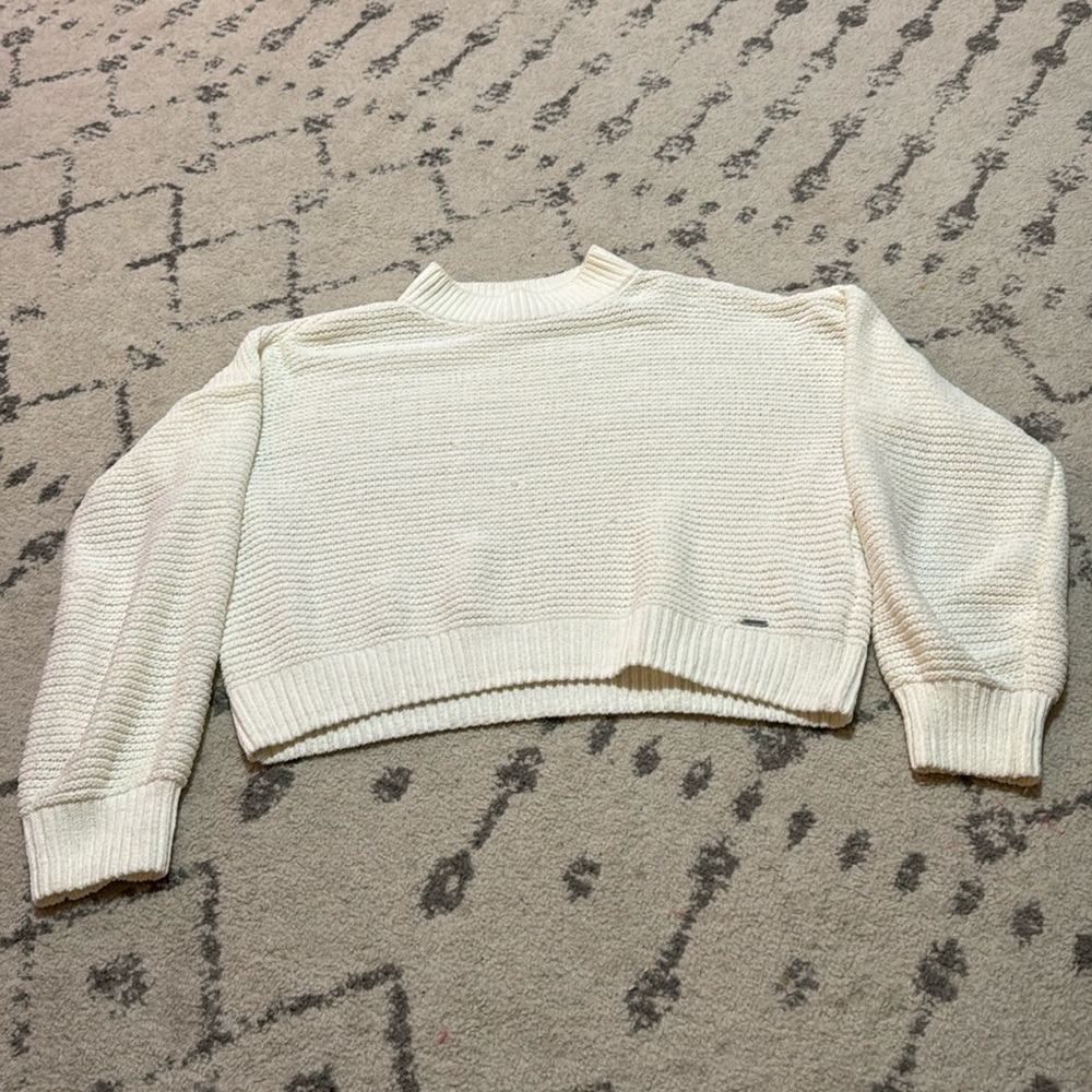 Hollister White Crewneck Sweater